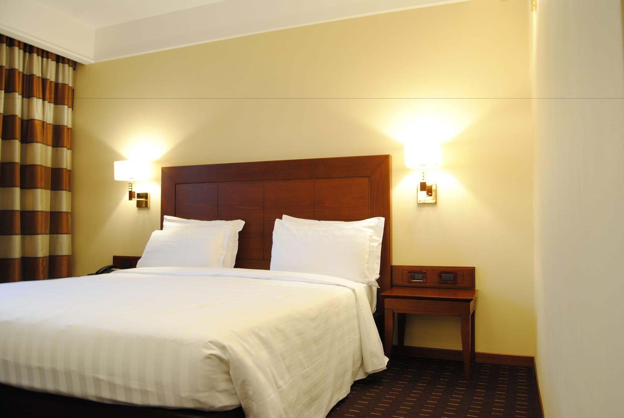 Hotel Capannelle Roma Esterno foto