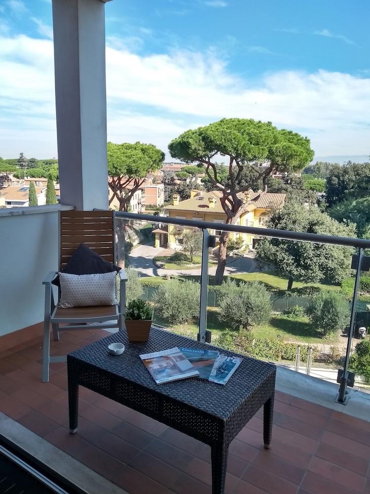 Hotel Capannelle Roma Esterno foto