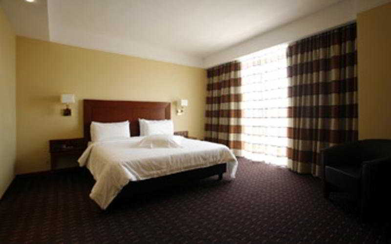 Hotel Capannelle Roma Esterno foto