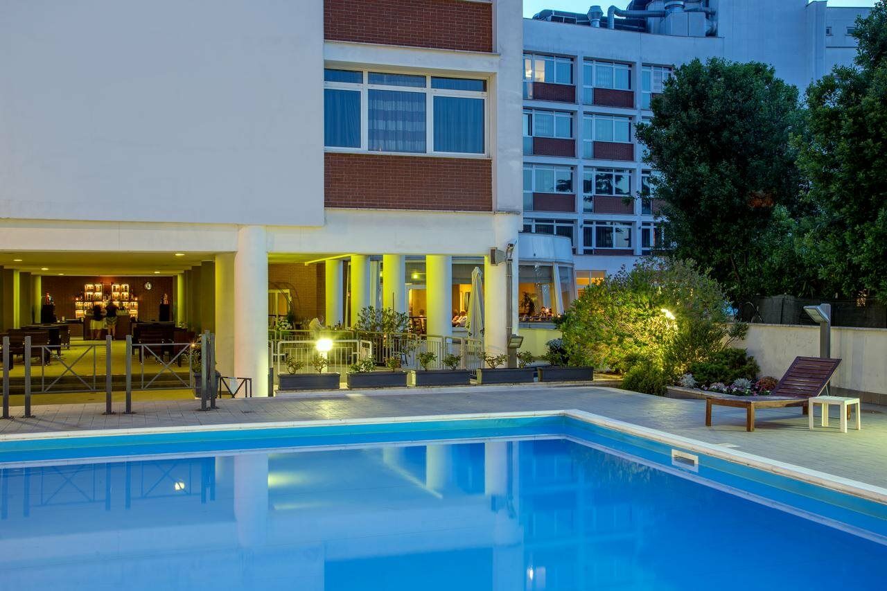 Hotel Capannelle Roma Esterno foto